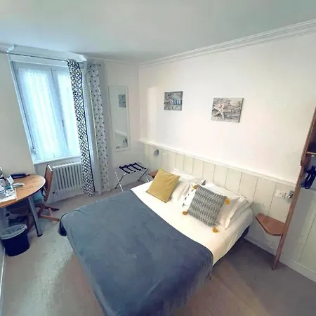 Hotel Quic En Groigne 3*